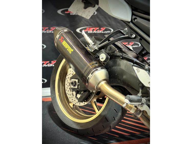 YAMAHA FZ8
