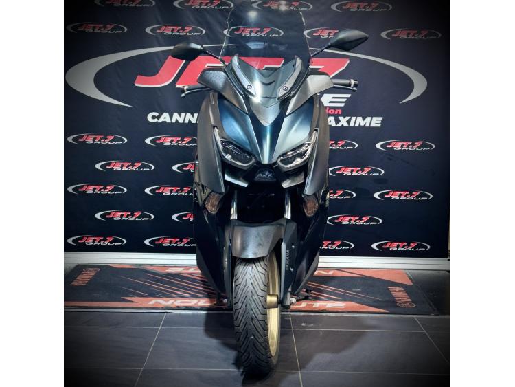 YAMAHA XMAX 300 Tech Max