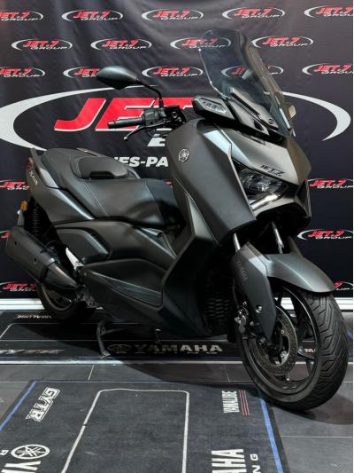 YAMAHA XMAX 300