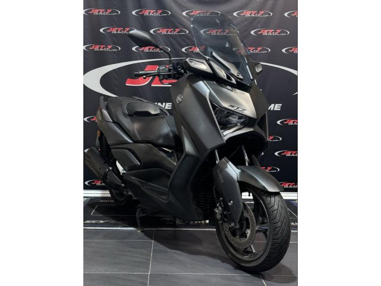 YAMAHA XMAX 300