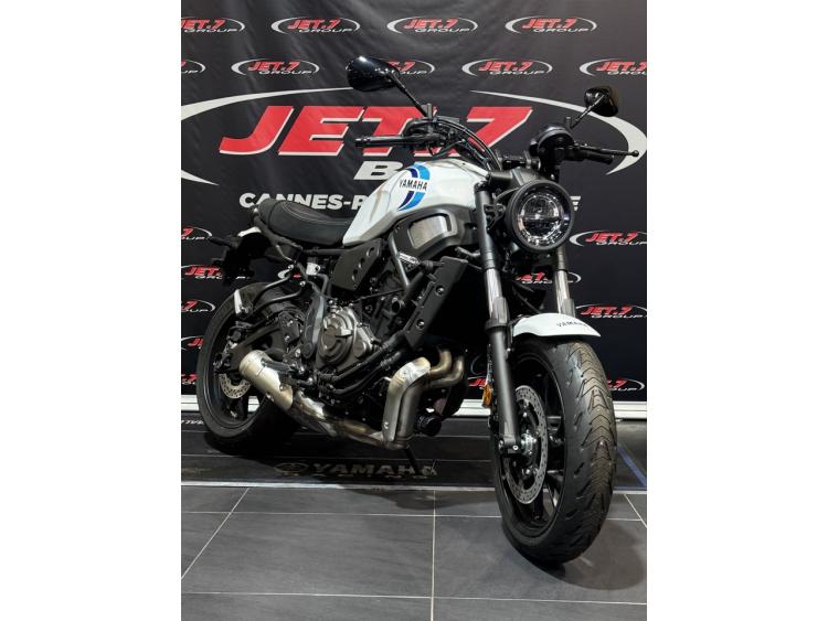 YAMAHA XSR 700
